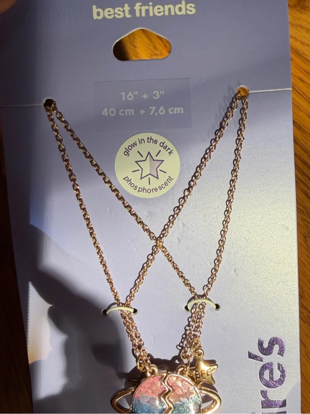 NWT-Claire's Glow-In-The-Dark Best Friends Planet Necklace Set